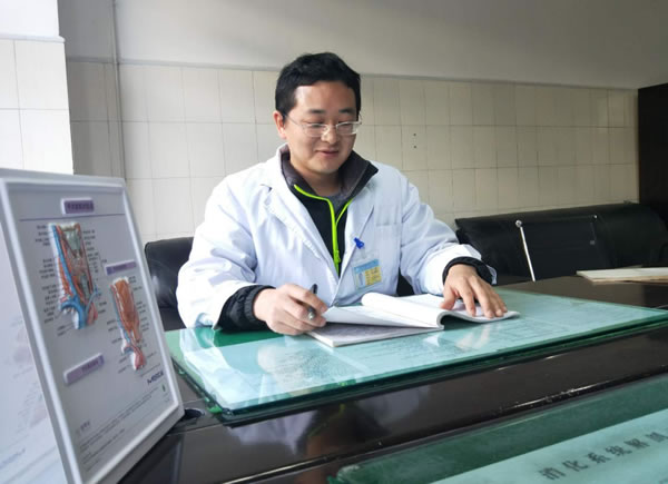 10_101853187_77AD0024-E7E7-493E-B624-0172C7A4C07D.jpg 10_101853187_77AD0024-E7E7-493E-B624-0172C7A4C07D.jpg